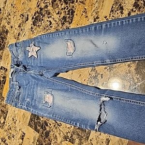 Jordaxhe raw hem skinny jeans